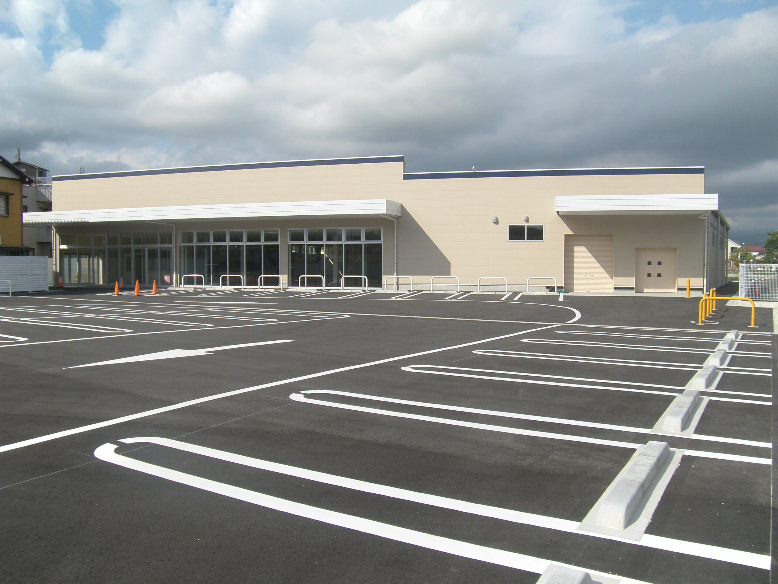 クリエイトエス・ディー中之郷店　本体新築工事